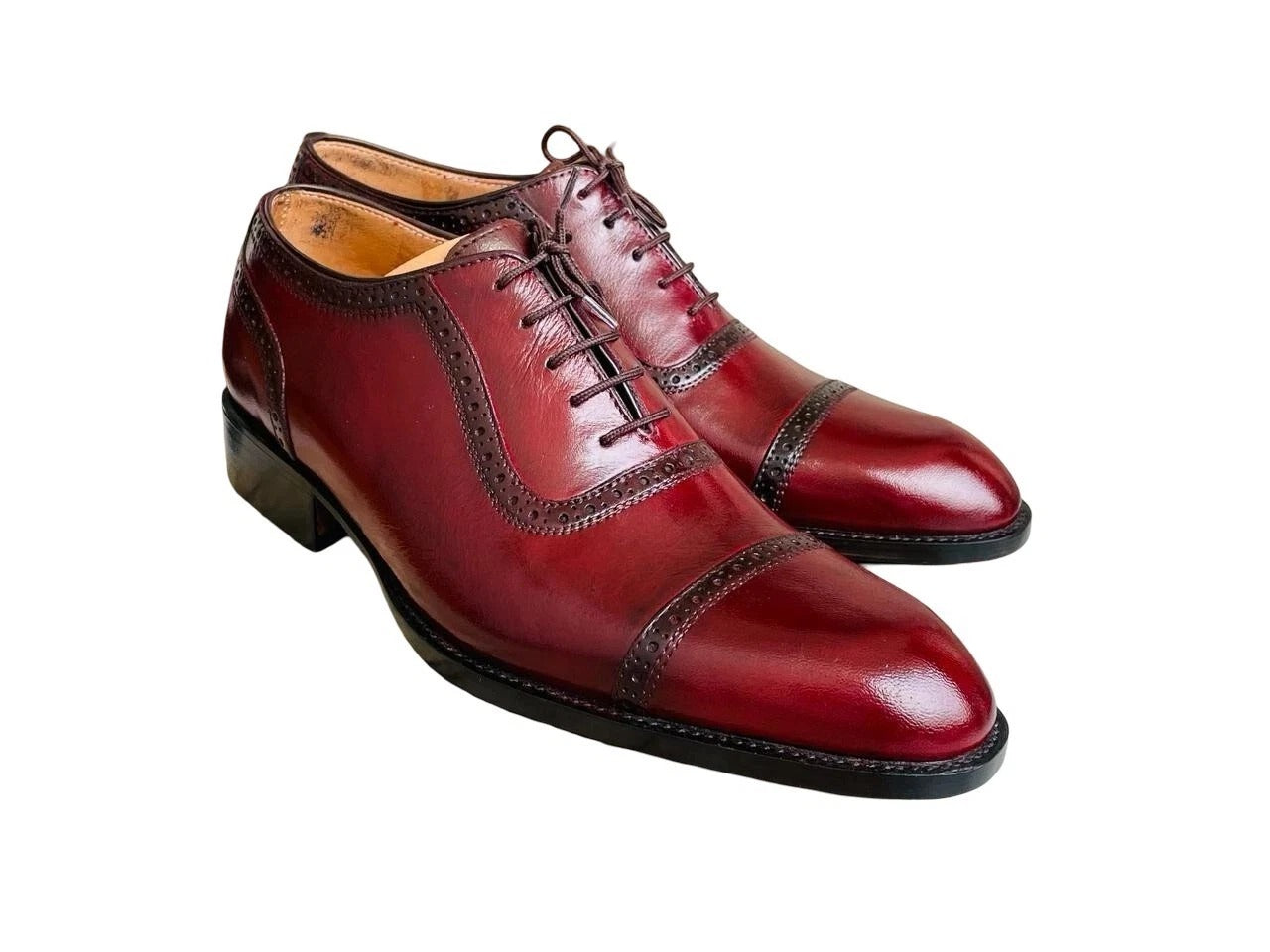 Handmade Burgundy Genuine Leather Cap Toe Lace Up Oxford Shoes for Men.